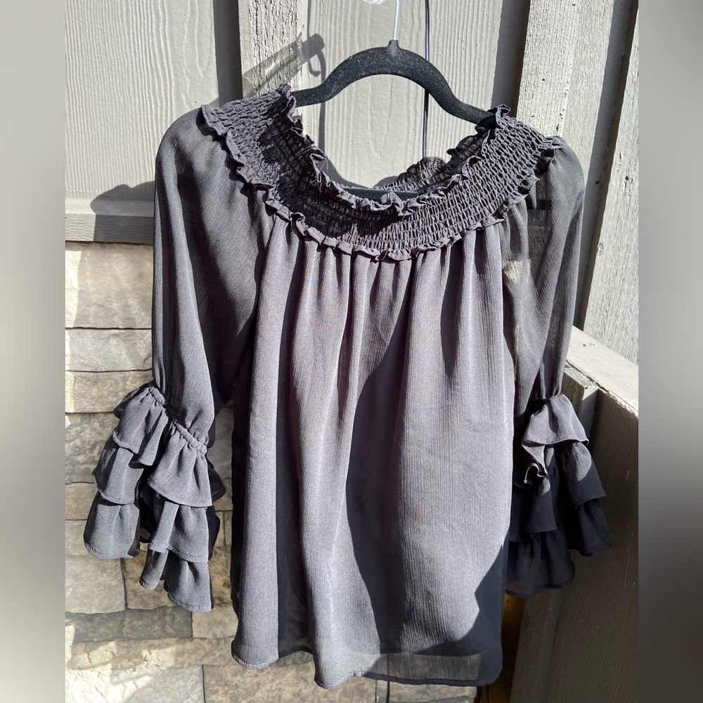 CeCe Black Ruffled Blouse - Picture 3 of 6
